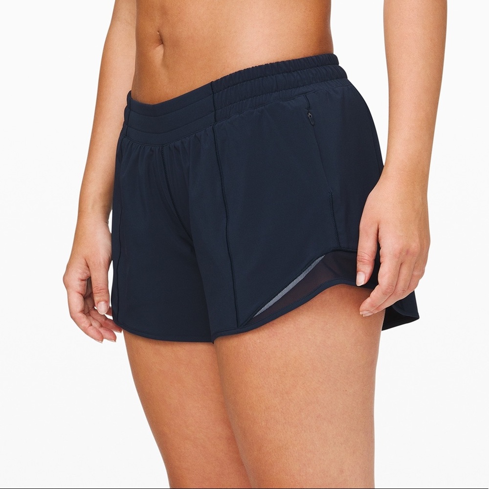 Lululemon Hotty Hot Short Long in Navy